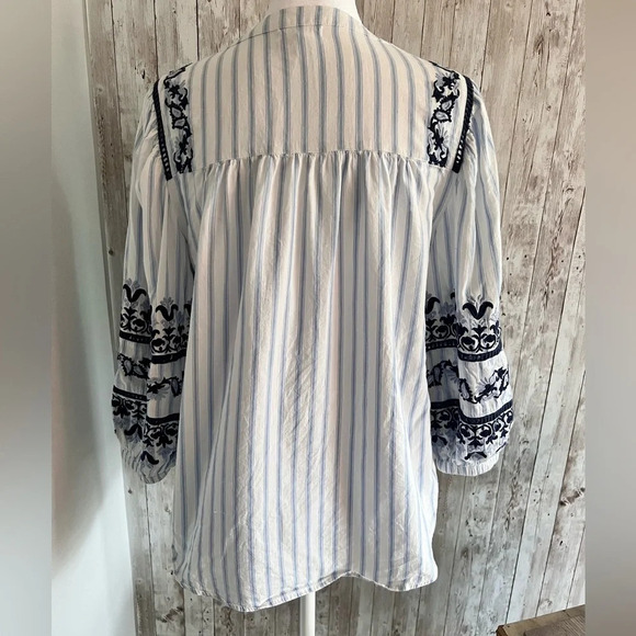 Roller Rabbit Embroidered Puff Sleeve Blouse Size Small - Picture 4 of 4